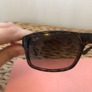 Ray-Ban Justin Sunglasses